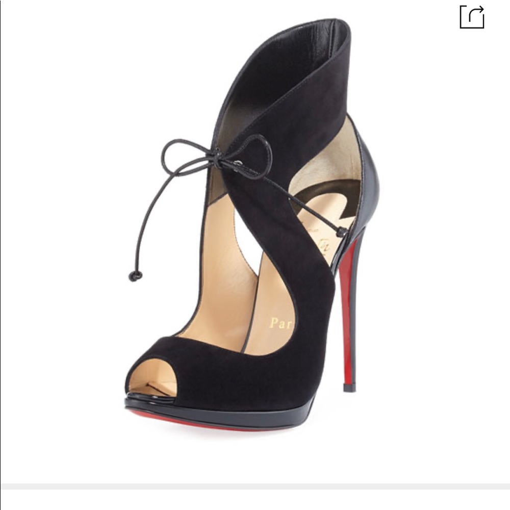 Christian Louboutin Campania Size 39-SOLD